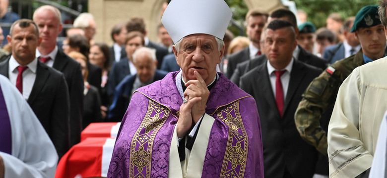 Skandal w Kościele. Arcybiskup Dzięga rezygnuje z kolejnych ważnych funkcji