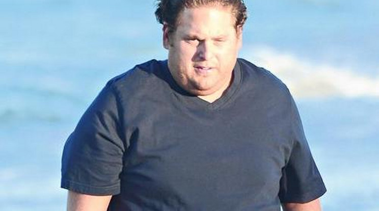 Ez már vágósúly: Jonah Hill 135 kiló!