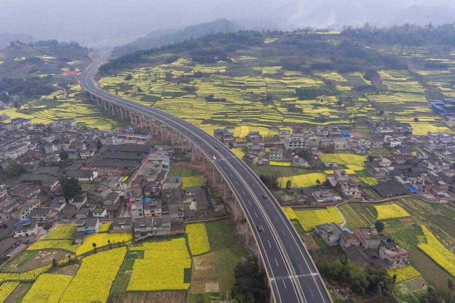 Autostrada w południowo-zachodniej części prowincji Syczuan, której stolicą jest Chengdu