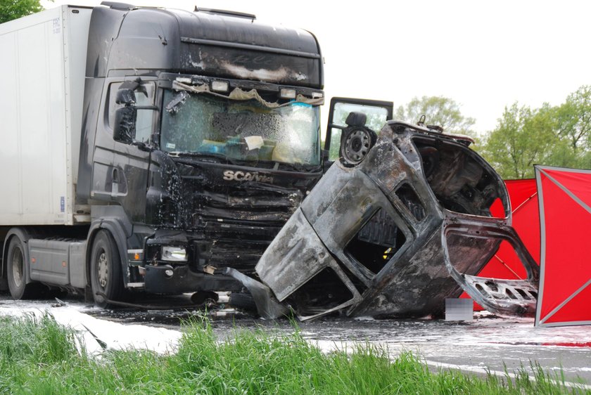 Potworny wypadek pod Oświęcimiem. Kierowca spłonął żywcem