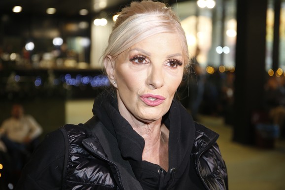 "TEŠKO MI JE KAD ODEM NA KOSOVO" Cakana progovorila o Uskrsu u rodnom Leposaviću, pa otkrila bolnu istinu o praznoj kući