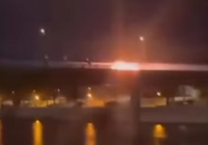 Na pešačkom mostu u Čačku deca su polivala benzinom i palila most