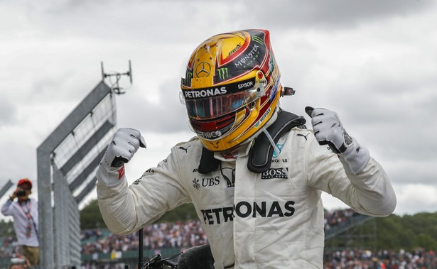 Formuła 1: Hamilton najszybszy w Silverstone. Pech teamu Ferrari