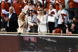 KAPA DOLE, GOSPOĐE! BAKE Rafaela Nadala imaju 92 i 94 GODINE i ovako izgledaju! Slavni teniser im se obratio, a  onda je dao OBEĆANJE SVOJOJ SUPRUZI i teško je ne zaplakati