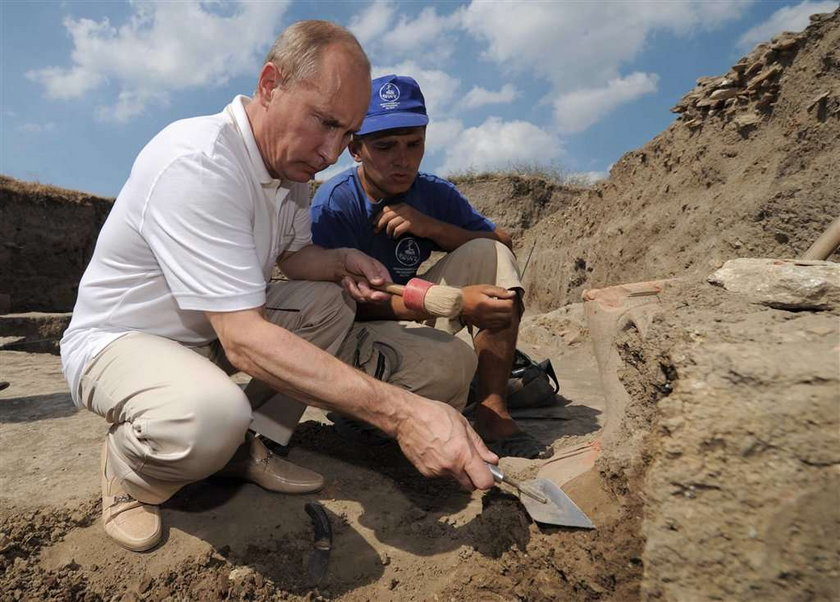 Putin jak Indiana Jones