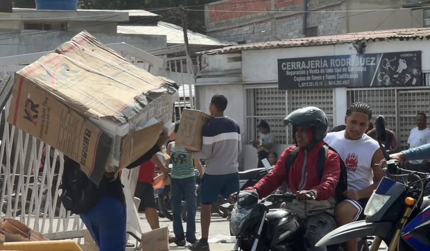 Masovne pljačke u Venecueli