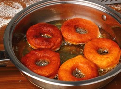 Jak tłuste są pączki? Lektura obowiązkowa przed Tłustym Czwartkiem