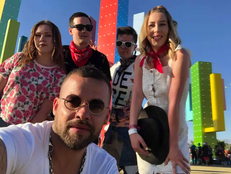 Michał Piróg i zwycięzcy konkursu Absolut na festiwalu Coachella 2019