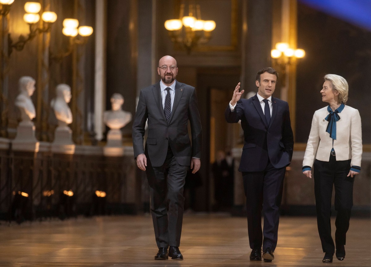 Charles Michel, Emmanuel Macron, Ursula von der Leyen