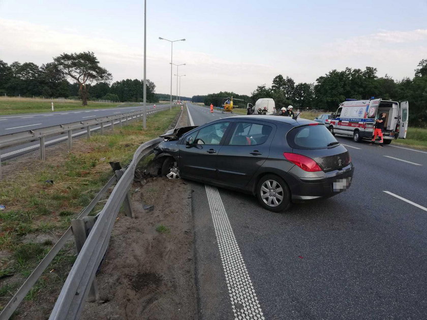 Groźny wypadek na autostradzie A4. Ranne cztery osoby