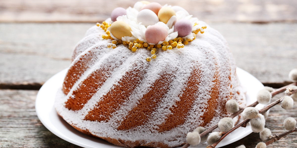 Chcesz upiec proste i szybkie ciasto na Wielkanoc? 