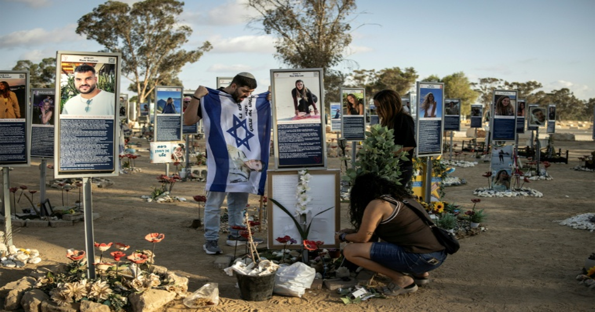 Israël commémore le 7-Octobre sur fond de négociations