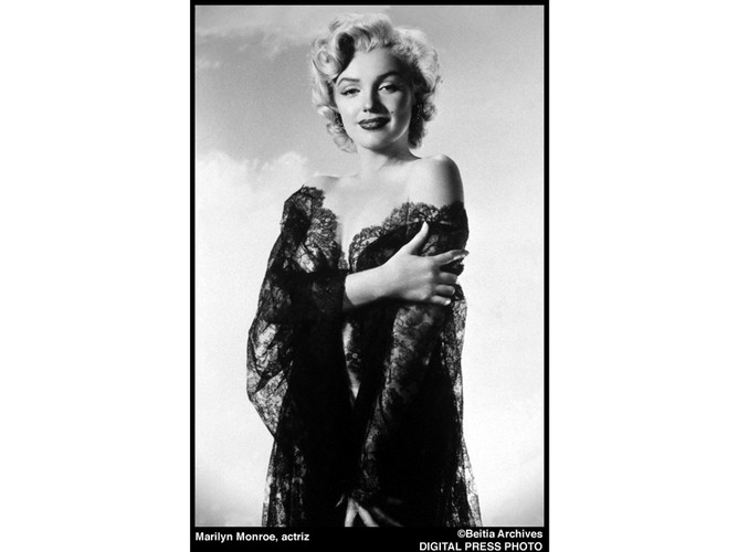 Wcześniej zanim stala się znana jako Marilyn Monroe nazywała się Norma Jean Baker