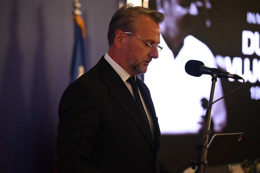 Komemoracija Dušku Vujoševiću