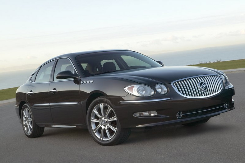 Buick LaCrosse Super i Lucerne Super: start modeli premium