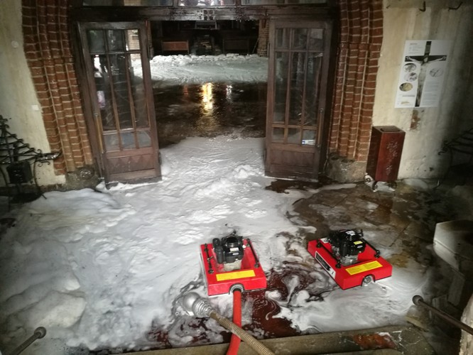 Zdjęcie z wnętrza Kościoła Katedralnego w Gorzowie Wielkopolskim, po pożarze