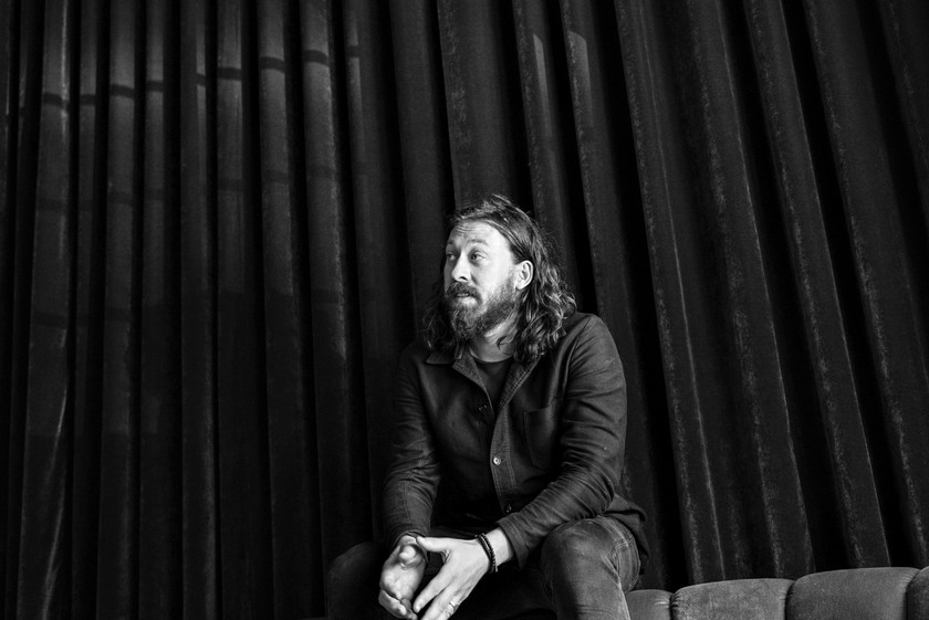 … in der Akteure ihre Eitelkeiten und Ängste ablegen können.