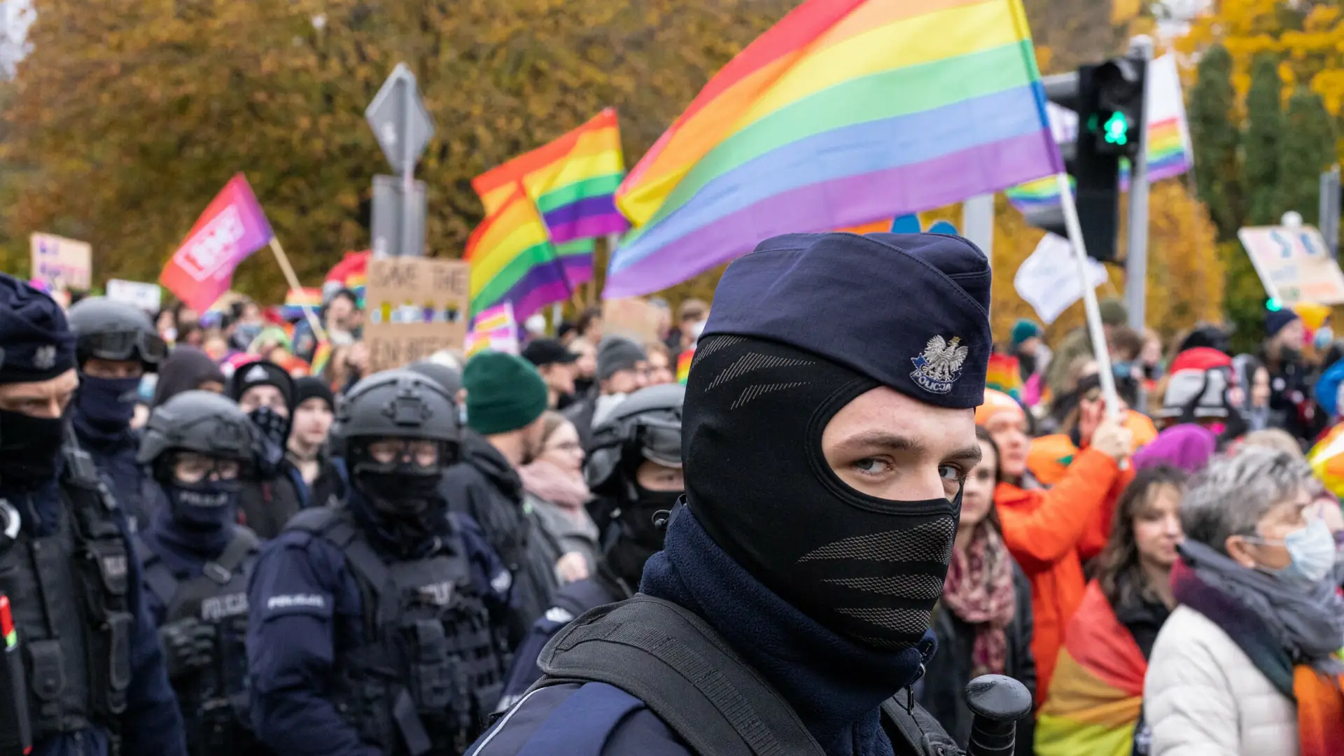 12 proc. osób LGBT+ rozważa emigrację z Polski. To efekt nagonki polityków