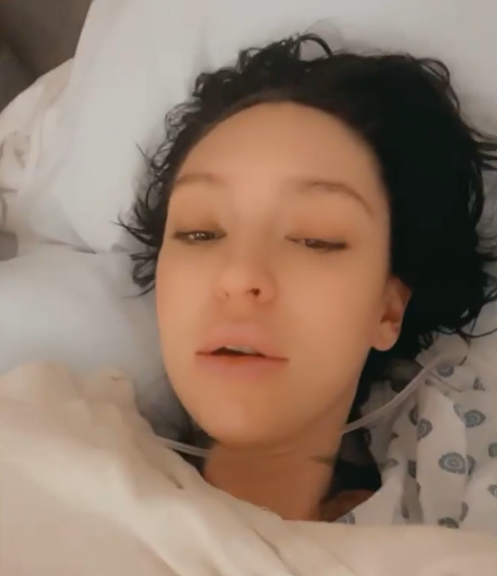 Misha plánuje o svojich skúsenostiach natočiť dokumentárny film.