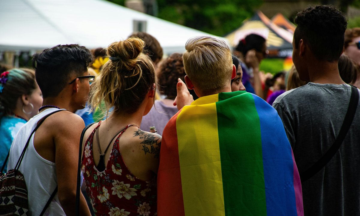 Nyx Professional Makeup, Kiehl’s i Matrix razem na Paradzie Równości – strefa autentyczności i koloru w centrum Warszawy