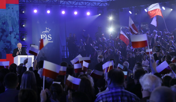 Członkowie RPP bronią niezależności NBP przed PiS