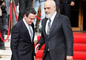 Aljbin Kurti, Edi Rama