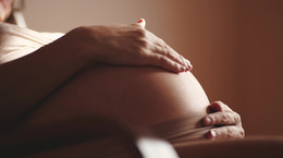 Kształt brzucha w ciąży - o czym świadczy i od czego zależy?