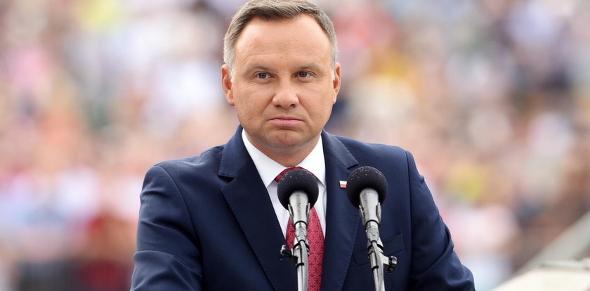 Andrzej Duda ze słabymi notami! Kto ocenił prezydenta najgorzej?