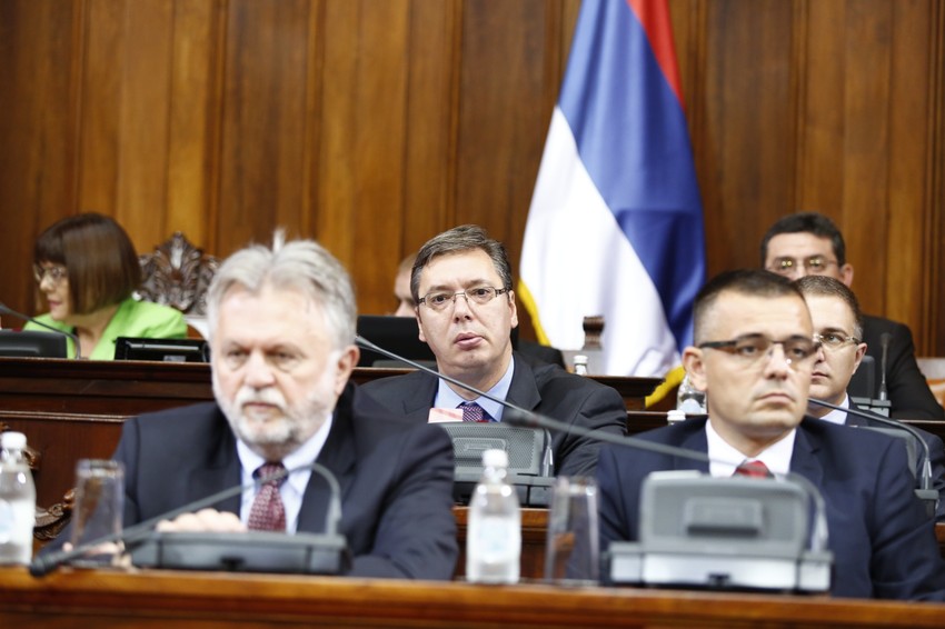 Mandatar i budući ministri danas u skupštinskoj sali