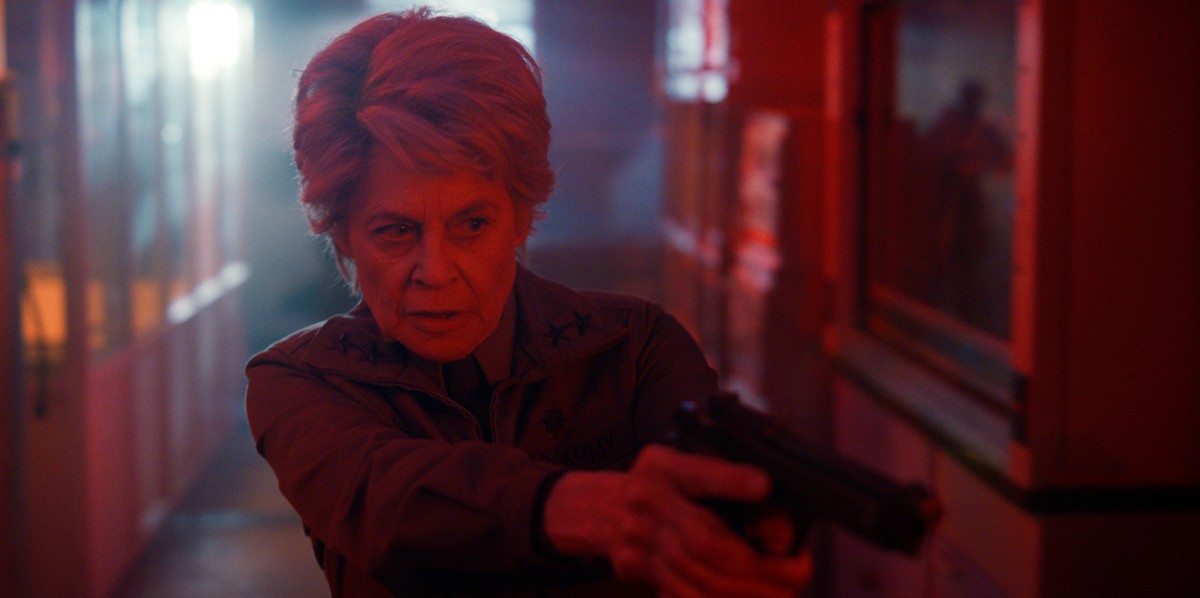 Linda Hamilton jako dr Kay w 5. sezonie serialu "Stranger Things"