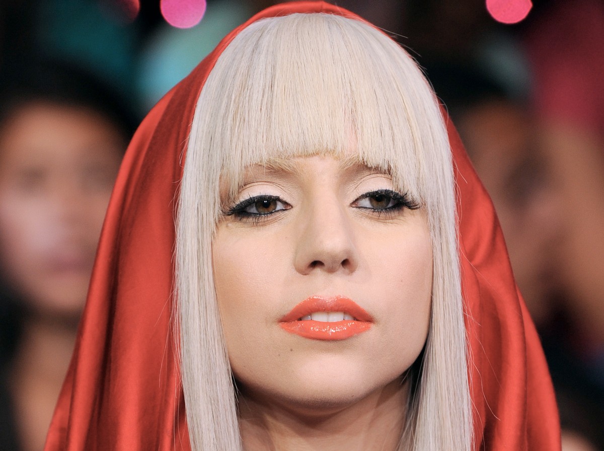 Lady GaGa pije whisky ciągle w tych samych barach