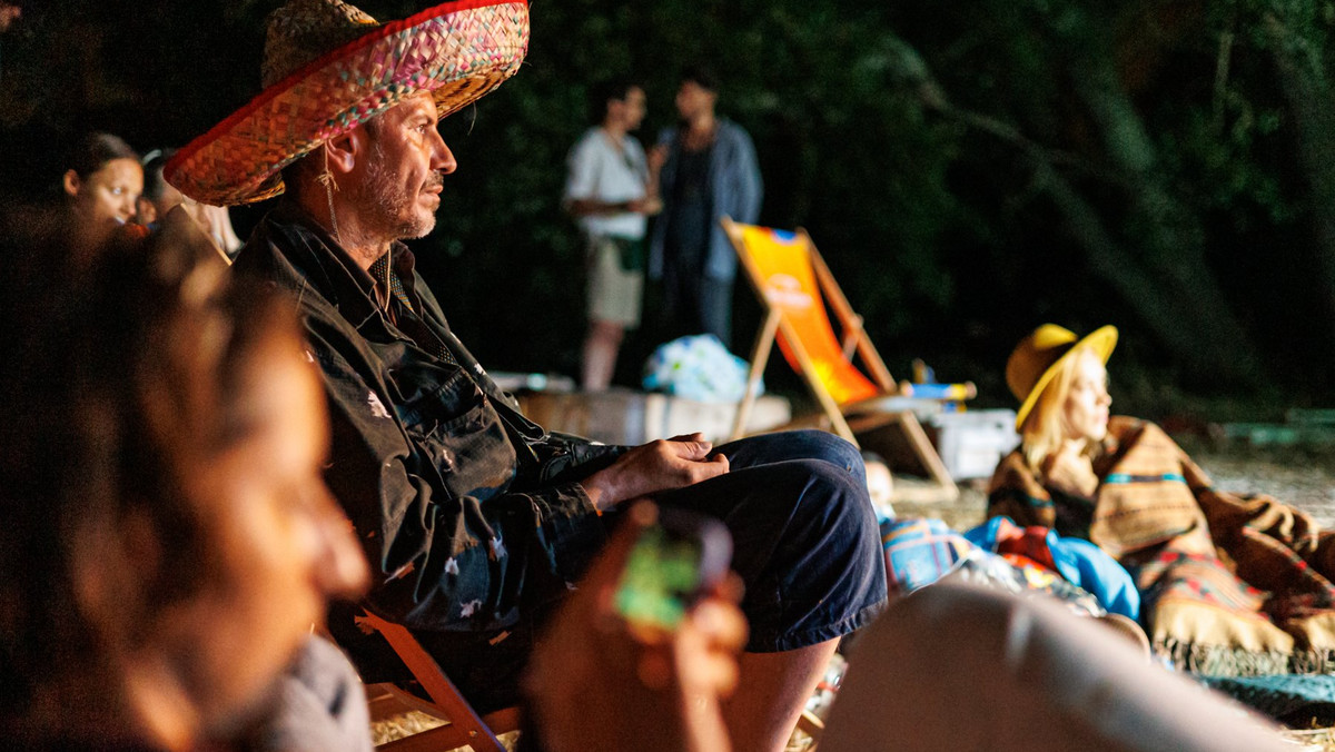 Powrót do korzeni: Rodzinna historia organizatorów Festiwalu Boso na Trawie