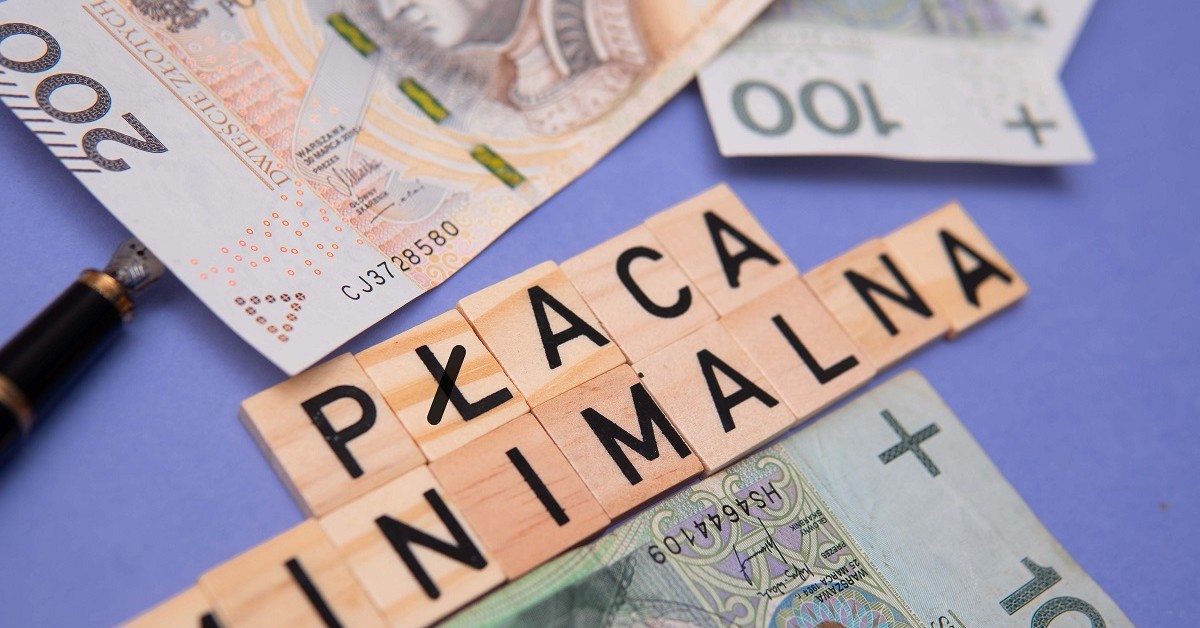 Nowa płaca minimalna 2026: 5070 zł brutto, a w 2028 choćby 5648 zł. Będą też zmiany dla pracodawców