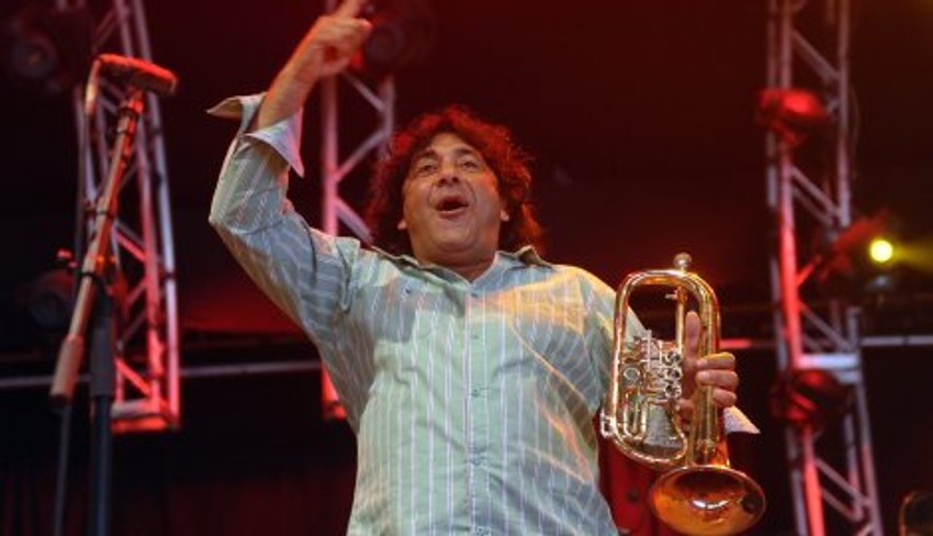 Nadmetanje: Bobanovi orkestar protiv Fanfare Ćokarlija