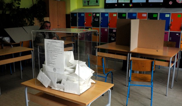 glasanje izbori04 foto RAS Srbija D. Milenković