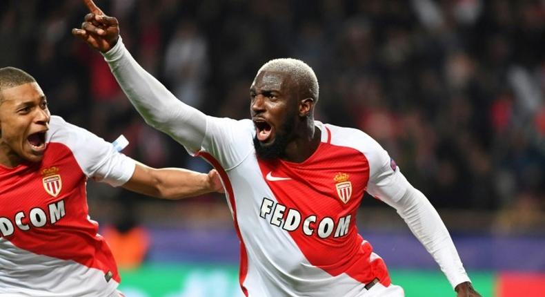 This photo taken on March 15, 2017 shows Monaco's French midfielder Tiemoue Bakayoko celebrating after scoring a goal during the UEFA Champions League round of 16 football match between Monaco and Manchester City at the Stade Louis II in Monaco