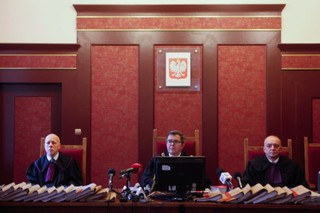 Katowice: Oskarżeni w sprawie katastrofy hali MTK skazani na kary od 1,5 do 9 lat więzienia