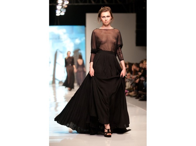 NATASHA PAVLUCHENKO - pokaz kolekcji wiosna/lato 2012 na Fashion Week Poland Łódź.
