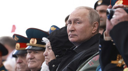 Valami durva történhetett: Putyin ezt az eseményt sosem hagyja ki, most mégsem lépett jégre kedvenc hokimeccsén