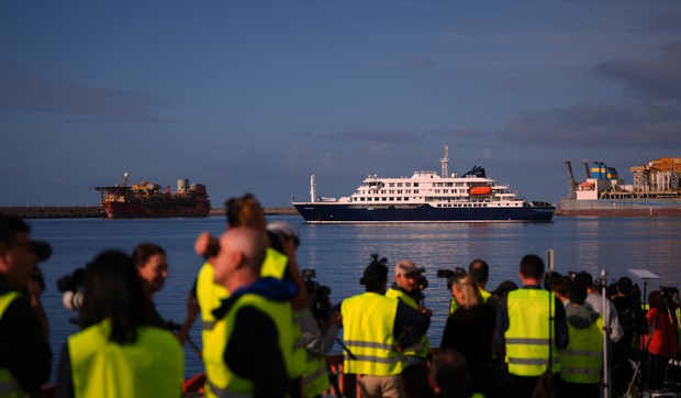 Kruzer "Hondijus" na kojem je izbila zaraza hantavirusa u luci Granadilja na Tenerifima, Kanarska ostrva, 10. maja