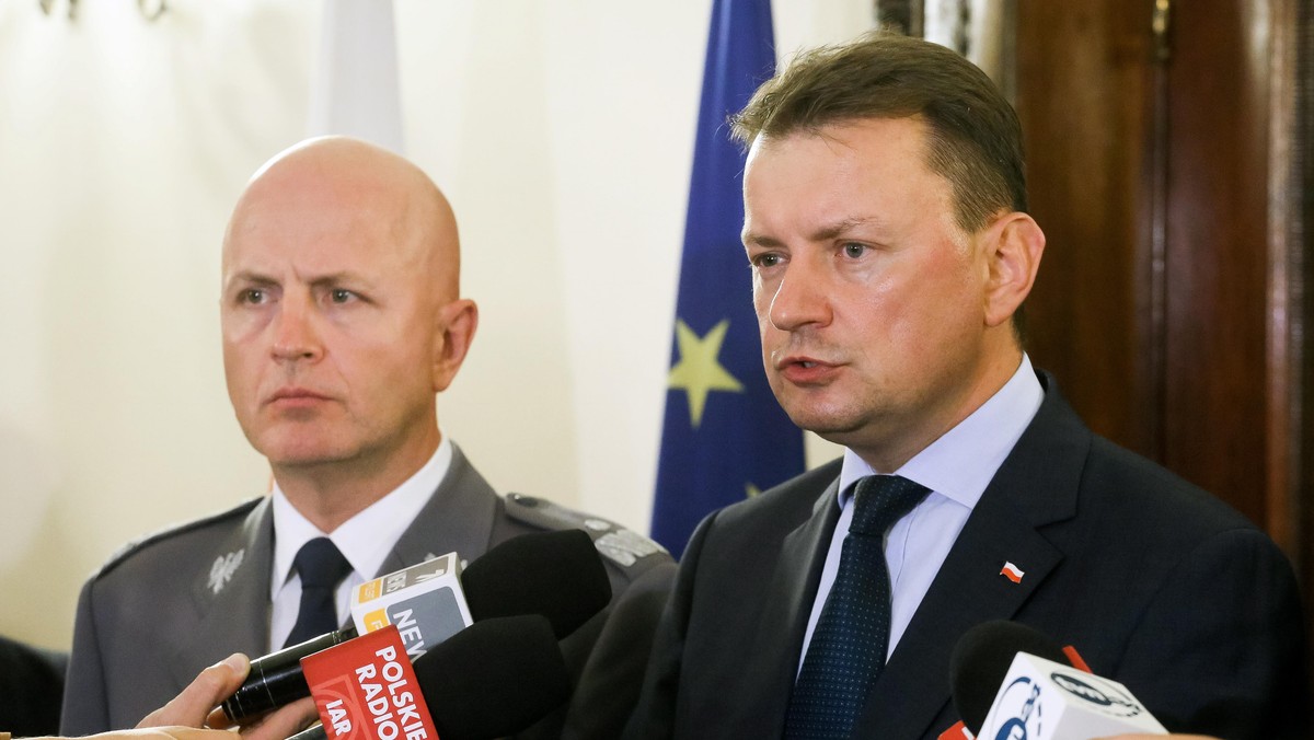 Minister spraw wewnętrznych i administracji Mariusz Błaszczak komendant główny policji nadinspektor Jarosław Szymczyk