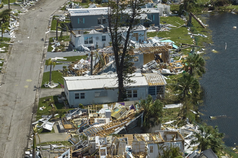 Zniszczenia na Florydzie po przejściu huraganu Ian