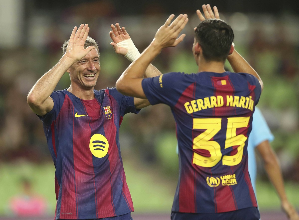 Lewandowski strzelił gola, Barcelona wygrała 5:0, Szczęsny bronił w drugiej połowie