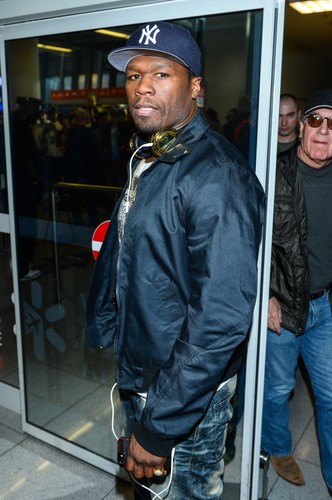 50 Cent promuje w Warszawie słuchawki należącej do niego marki