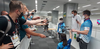 Kibice nie mogli przylecieć do Tokio na igrzyska. Jednak ten Polak ogląda je na żywo. Jak to zrobił?