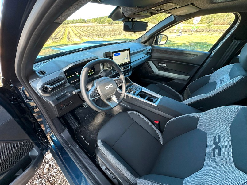 Nowa Dacia Bigster Hybrid 155