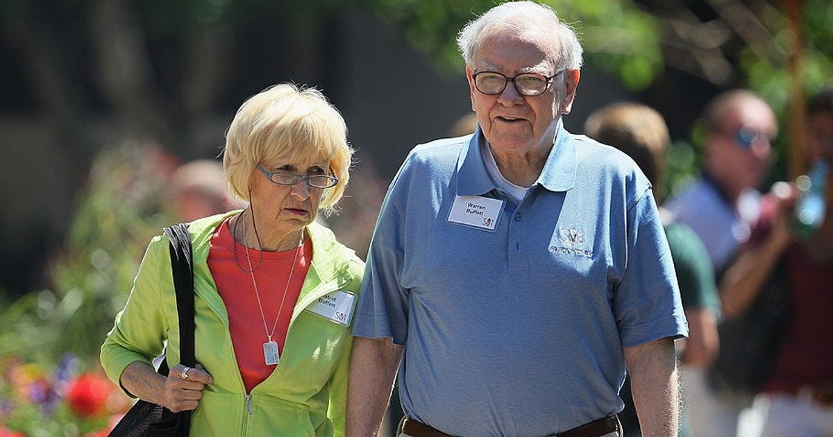 Warren Buffett’s wife Astrid is overheard complaining about a $4 cup of