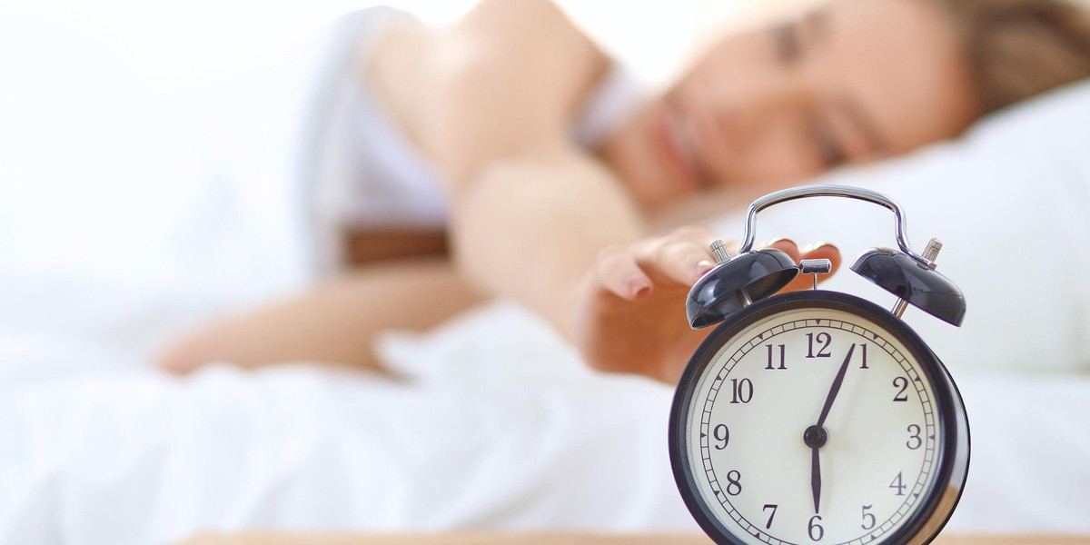 Przestawienie czasu na zimowy 2024. Jak zmiana czasu wpływa na zdrowie?