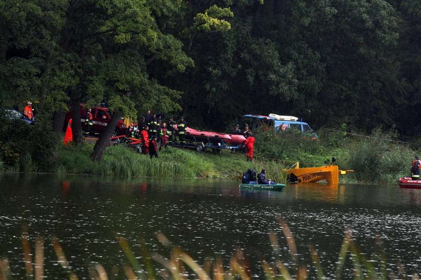 Wypadek awionetki. Znalazł się pilot