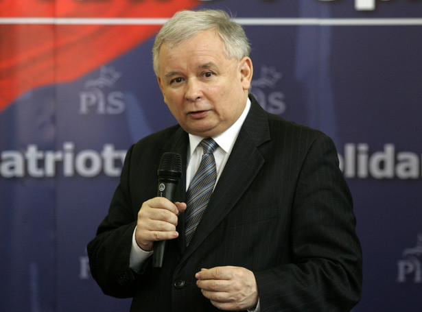 Kaczyński: Tusk powinien strzelić pięścią